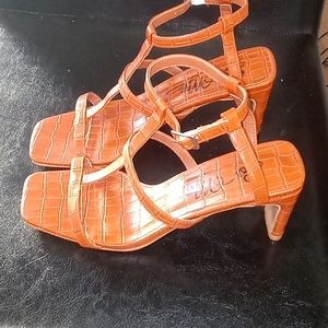 So Me, size 7, burnt orange, croc, open toe & heel sandals